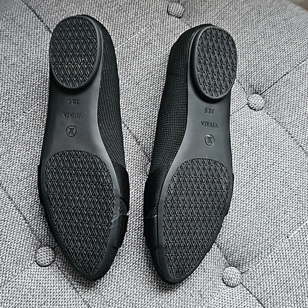 Vivaya Black Women's Loafers - Picture 2 of 3